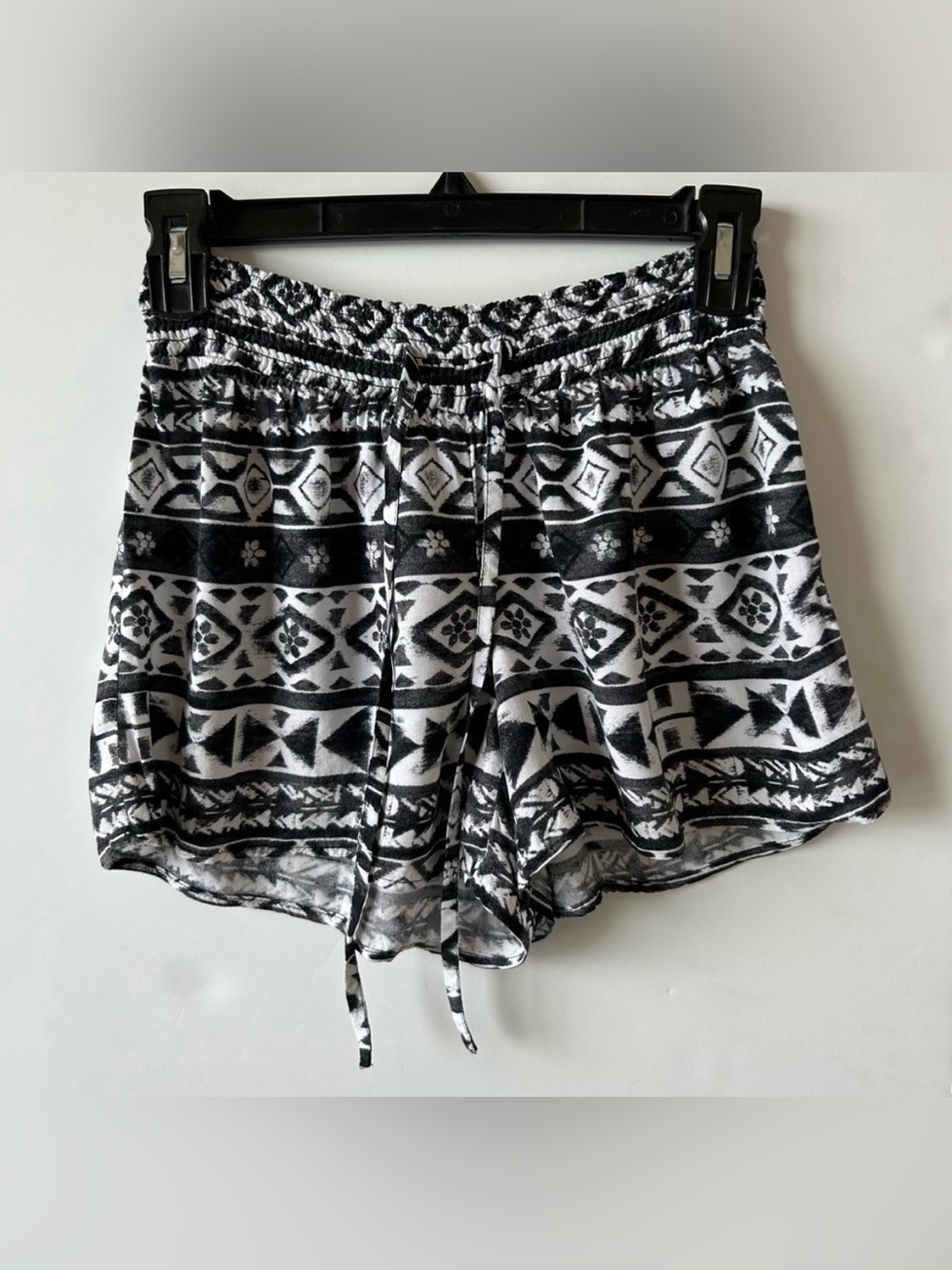 Justice Black & White Flowy Shorts Size 10R